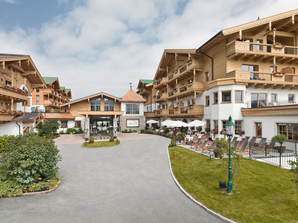 Hotel Forsthofgut Leogang Exterior photo